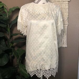 Jessica McClintock Cream Lace Overlay Blouse